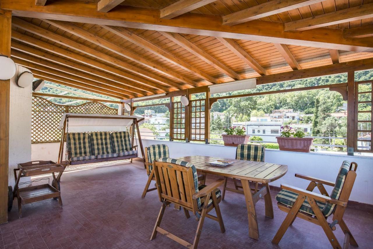 Casa Con Terrazza Sul Mare All'Addaura Palermo Kültér fotó