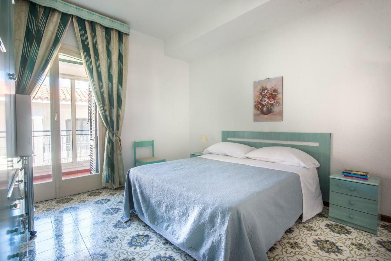 Casa Con Terrazza Sul Mare All'Addaura Palermo Kültér fotó